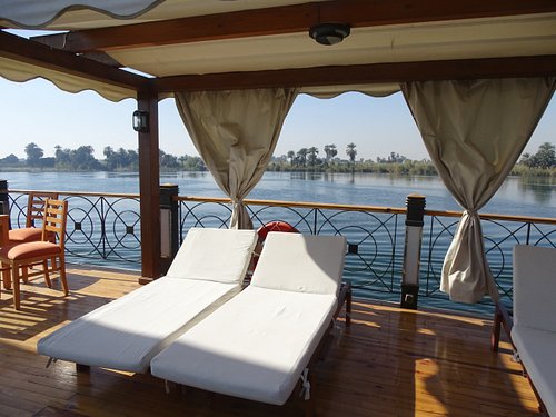 Merit Dahabeya Luxury Nile Cruise 8 Days